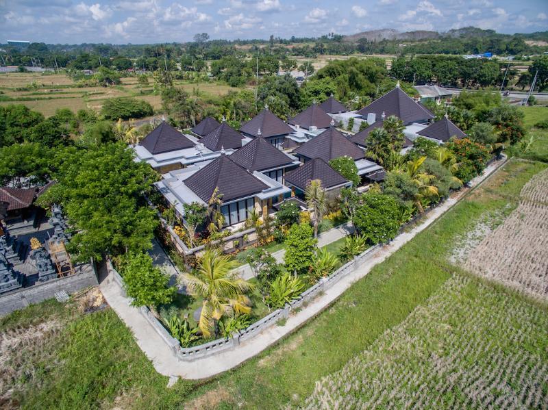 Kori Maharani Villas & Resort Keramas Exterior photo
